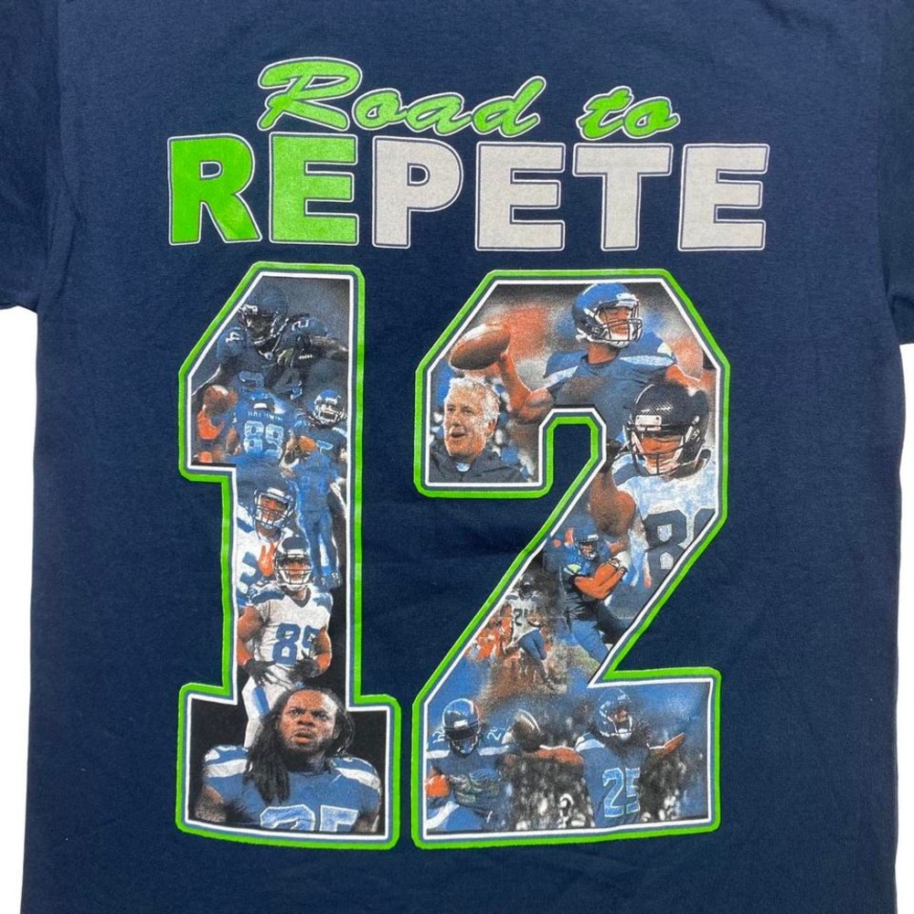 Seattle Seahawks x "Road to Repeat" Super Bowl football shirt‎ MEDIUM